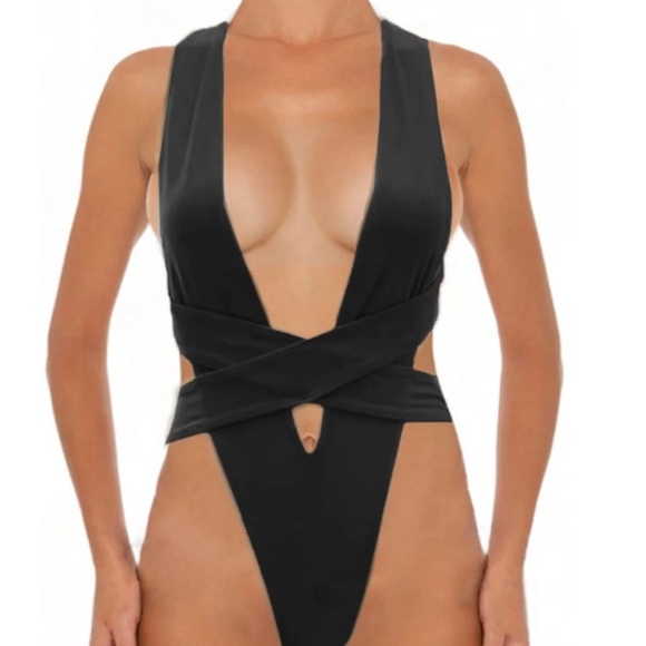 Escape Swimwear | Strappy Twist Swimsuit - Picture 2 of 4